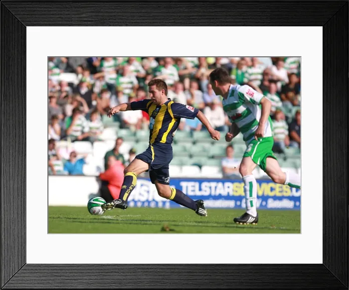 Framed Print : Brighton & Hove Albion at Yeovil Town: 2008-09 Away Game Framed Print : Brighton & Hove Albion at Yeovil Town: 2008-09 Away Game