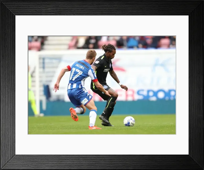 Framed Print : Brighton & Hove Albion vs. Wigan Athletic: A Fight for Victory - October 22, 2016 (Season 2016-17) Framed Print : Brighton & Hove Albion vs. Wigan Athletic: A Fight for Victory - October 22, 2016 (Season 2016-17)