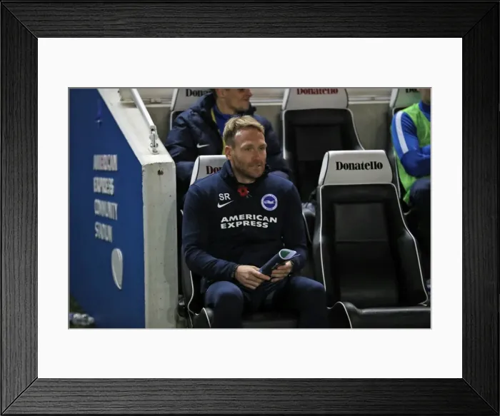 Framed Print : Brighton & Hove Albion U23s vs Leyton Orient: Checkatrade EFL Trophy Clash at American Express Community Stadium (November 8, 2016) Framed Print : Brighton & Hove Albion U23s vs Leyton Orient: Checkatrade EFL Trophy Clash at American Express Community Stadium (November 8, 2016)
