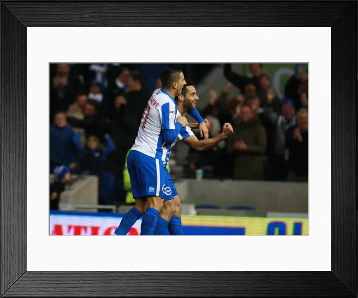 Framed Print : Brighton & Hove Albion's Sam Baldock Scores Dramatic Goal Against Fulham in Sky Bet Championship (26NOV16) Framed Print : Brighton & Hove Albion's Sam Baldock Scores Dramatic Goal Against Fulham in Sky Bet Championship (26NOV16)