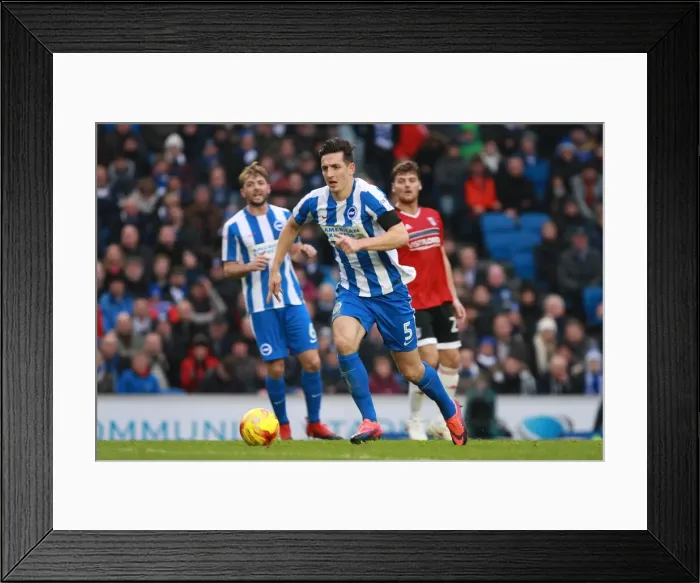 Framed Print : Lewis Dunk in Action: Brighton & Hove Albion vs. Fulham, EFL Sky Bet Championship (26NOV16) Framed Print : Lewis Dunk in Action: Brighton & Hove Albion vs. Fulham, EFL Sky Bet Championship (26NOV16)