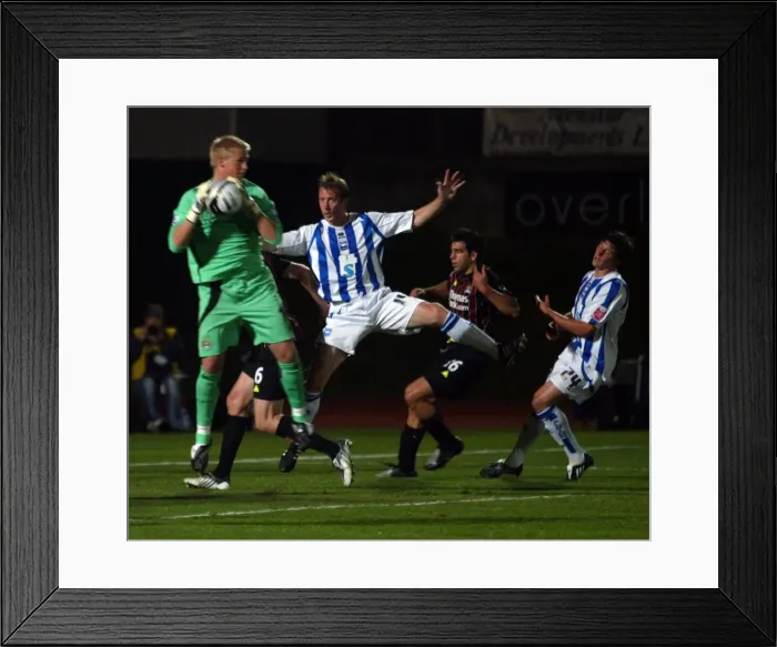 Framed Print : Brighton & Hove Albion vs. Manchester City (Carling Cup): 2008-09 Home Game Highlights