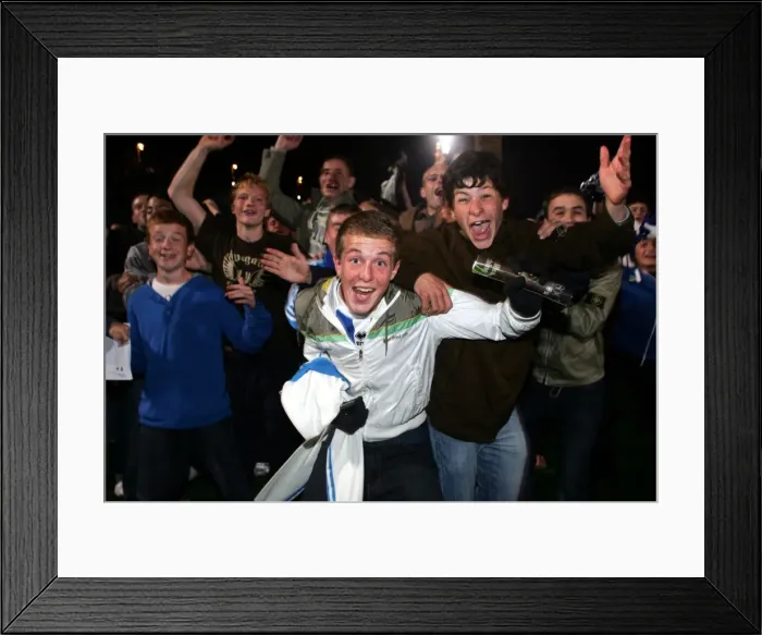 Framed Print : Brighton & Hove Albion vs. Manchester City: 2008-09 Carling Cup Home Game Framed Print : Brighton & Hove Albion vs. Manchester City: 2008-09 Carling Cup Home Game