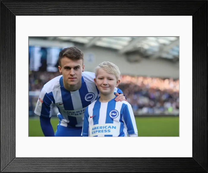 Framed Print : Brighton and Hove Albion vs. Queens Park Rangers: A Fierce EFL Sky Bet Championship Clash at American Express Community Stadium (27DEC16) Framed Print : Brighton and Hove Albion vs. Queens Park Rangers: A Fierce EFL Sky Bet Championship Clash at American Express Community Stadium (27DEC16)