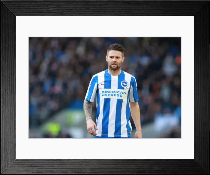 Framed Print : Brighton & Hove Albion vs. Queens Park Rangers: Oliver Norwood in Action during the EFL Sky Bet Championship Match, 27 / 12 / 2016 Framed Print : Brighton & Hove Albion vs. Queens Park Rangers: Oliver Norwood in Action during the EFL Sky Bet Championship Match, 27 / 12 / 2016