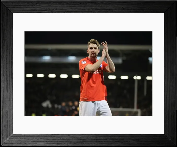 Framed Print : Brighton and Hove Albion vs. Fulham: EFL Sky Bet Championship Showdown at Craven Cottage (02.01.17) Framed Print : Brighton and Hove Albion vs. Fulham: EFL Sky Bet Championship Showdown at Craven Cottage (02.01.17)