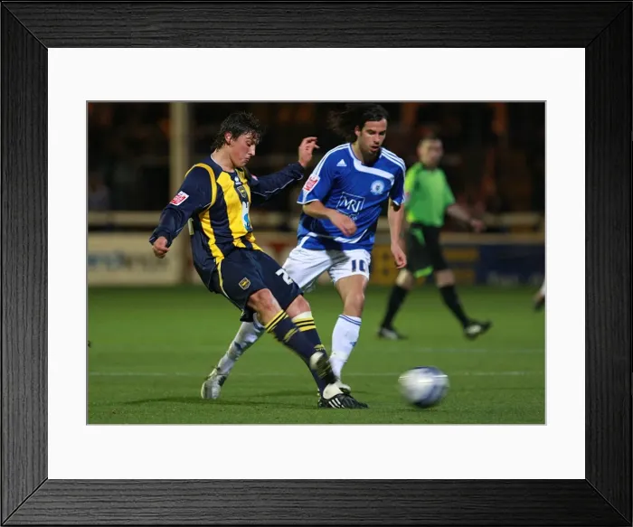 Framed Print : Brighton & Hove Albion 2008-09: Away Game at Peterborough United Framed Print : Brighton & Hove Albion 2008-09: Away Game at Peterborough United