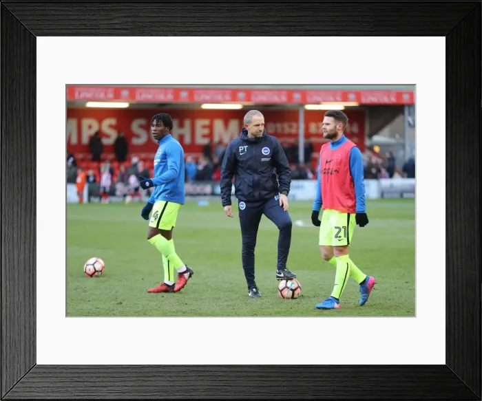 Framed Print : Brighton and Hove Albion vs. Lincoln City: FA Cup 4th Round Battle at Sincil Bank (28JAN17) Framed Print : Brighton and Hove Albion vs. Lincoln City: FA Cup 4th Round Battle at Sincil Bank (28JAN17)
