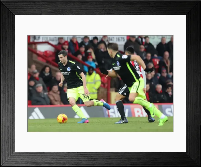 Framed Print : Championship Showdown: Brentford vs. Brighton & Hove Albion at Griffin Park (05FEB17) Framed Print : Championship Showdown: Brentford vs. Brighton & Hove Albion at Griffin Park (05FEB17)