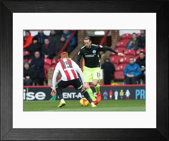 Framed Print : Battling in the Championship: Brentford vs. Brighton & Hove Albion (5th February 2017) Framed Print : Battling in the Championship: Brentford vs. Brighton & Hove Albion (5th February 2017)