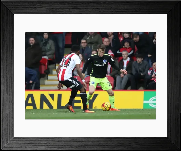 Framed Print : Battling in the Championship: Brentford vs. Brighton & Hove Albion (05FEB17) Framed Print : Battling in the Championship: Brentford vs. Brighton & Hove Albion (05FEB17)