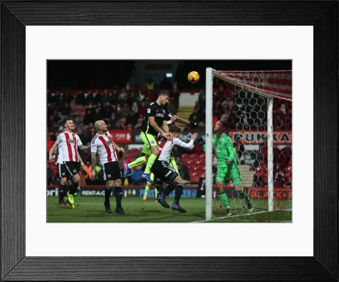 Framed Print : Brighton and Hove Albion vs. Brentford: EFL Sky Bet Championship Clash at Griffin Park (05FEB17)