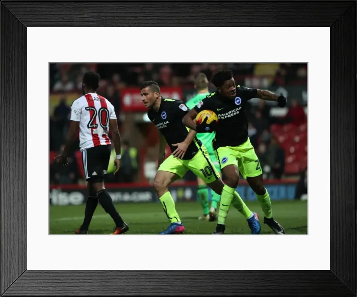 Framed Print : Battling in the Championship: Brentford vs. Brighton & Hove Albion (05FEB17) Framed Print : Battling in the Championship: Brentford vs. Brighton & Hove Albion (05FEB17)