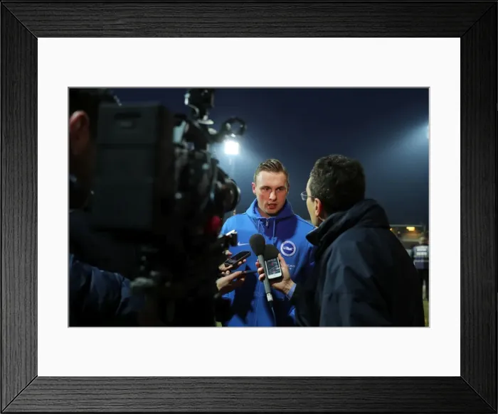 Framed Print : Championship Showdown: Brentford vs. Brighton & Hove Albion at Griffin Park (05FEB17) Framed Print : Championship Showdown: Brentford vs. Brighton & Hove Albion at Griffin Park (05FEB17)