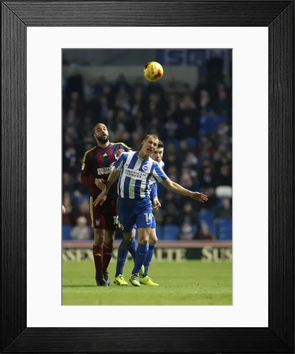 Framed Print : Steve Sidwell of Brighton & Hove Albion in Action Against Ipswich Town, EFL Sky Bet Championship 2017 Framed Print : Steve Sidwell of Brighton & Hove Albion in Action Against Ipswich Town, EFL Sky Bet Championship 2017