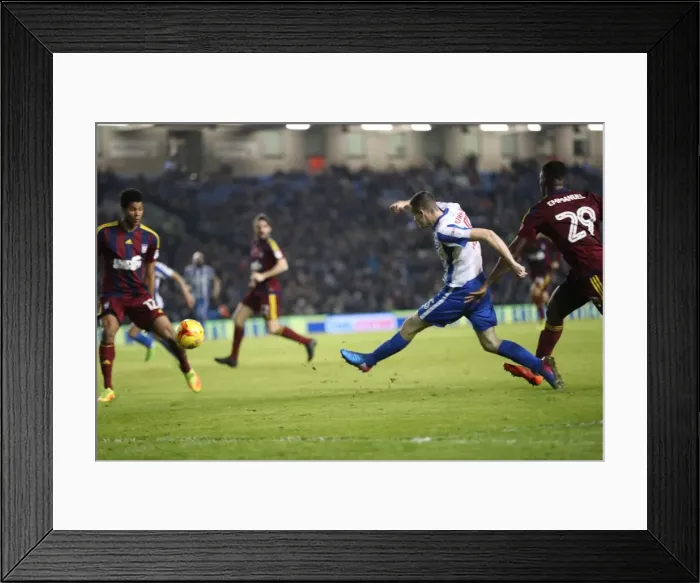 Framed Print : Brighton & Hove Albion's Jamie Murphy Takes Shot Against Ipswich Town in EFL Sky Bet Championship (14FEB17) Framed Print : Brighton & Hove Albion's Jamie Murphy Takes Shot Against Ipswich Town in EFL Sky Bet Championship (14FEB17)