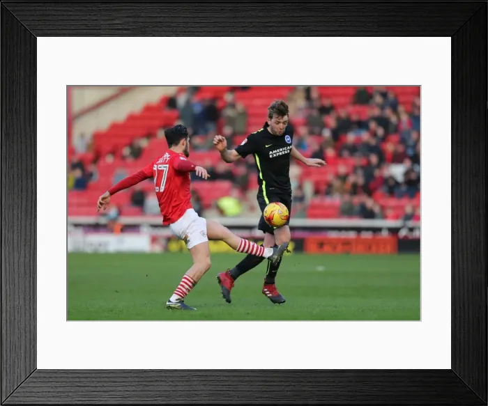 Framed Print : Barnsley vs. Brighton and Hove Albion: EFL Sky Bet Championship Clash at Oakwell (18FEB17) - Intense Action Framed Print : Barnsley vs. Brighton and Hove Albion: EFL Sky Bet Championship Clash at Oakwell (18FEB17) - Intense Action