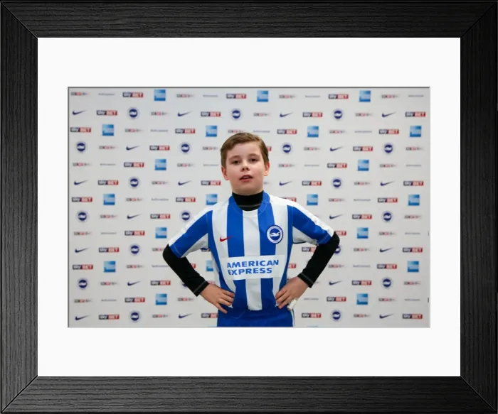 Framed Print : Reading-0256 Framed Print : Reading-0256