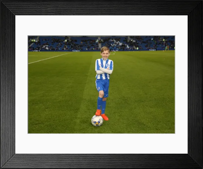 Framed Print : Reading-0352 Framed Print : Reading-0352