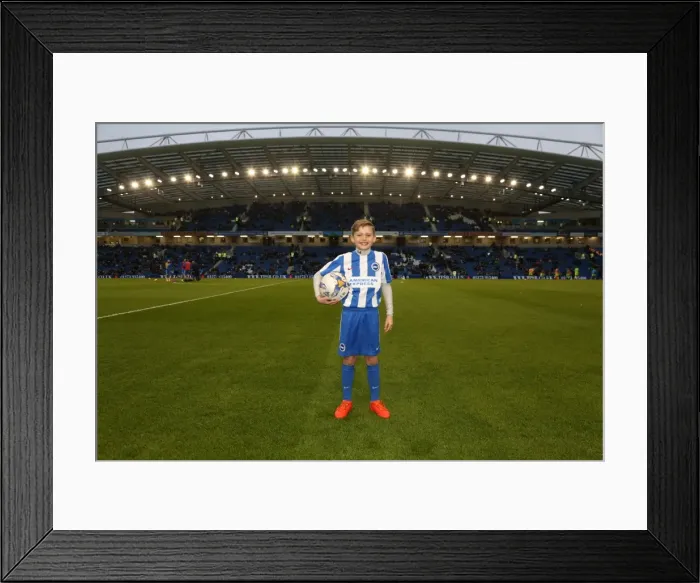Framed Print : Reading-0354 Framed Print : Reading-0354