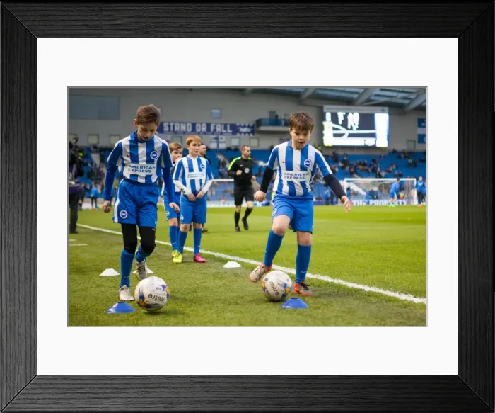 Framed Print : Reading-1150 Framed Print : Reading-1150