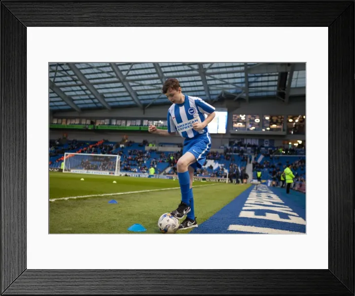 Framed Print : Reading-1182 Framed Print : Reading-1182
