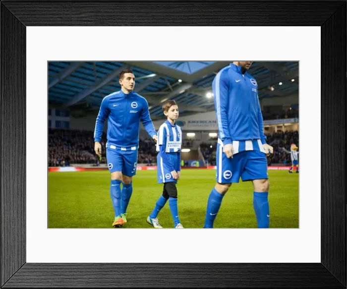 Framed Print : Reading-1236 Framed Print : Reading-1236