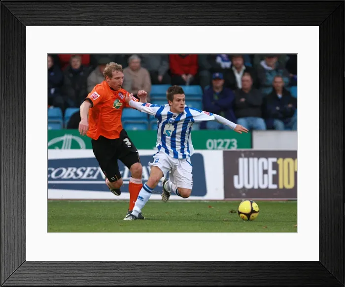 Framed Print : Dean Cox in action Framed Print : Dean Cox in action