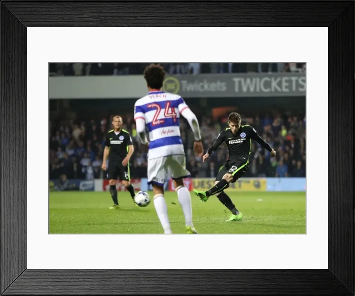 Framed Print : Intense Championship Showdown: QPR vs. Brighton & Hove Albion at Loftus Road (07APR17) Framed Print : Intense Championship Showdown: QPR vs. Brighton & Hove Albion at Loftus Road (07APR17)