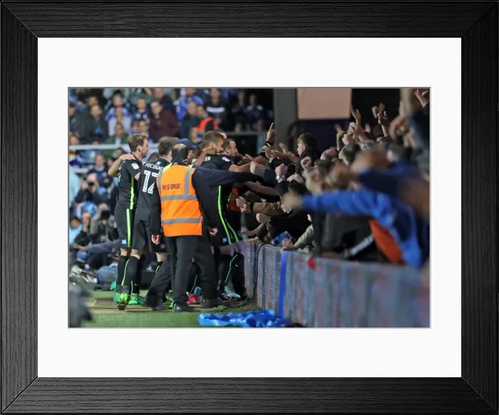 Framed Print : Intense Championship Showdown: QPR vs. Brighton & Hove Albion at Loftus Road (07APR17) Framed Print : Intense Championship Showdown: QPR vs. Brighton & Hove Albion at Loftus Road (07APR17)