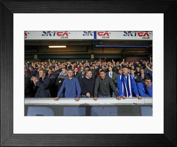 Framed Print : QPR vs Brighton: Championship Clash at Loftus Road (07APR17) Framed Print : QPR vs Brighton: Championship Clash at Loftus Road (07APR17)