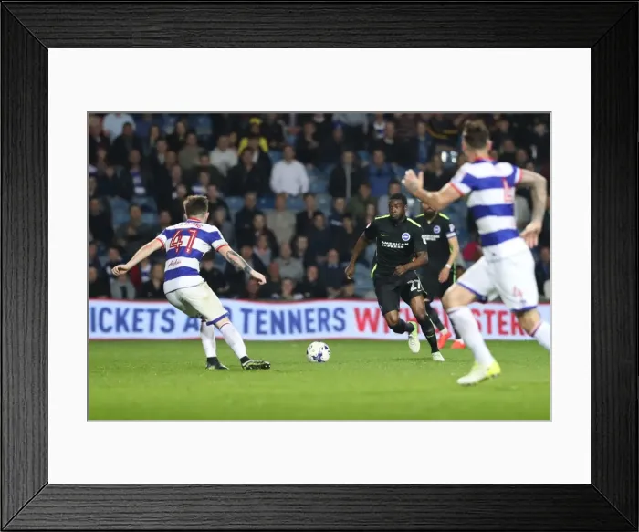 Framed Print : Intense Championship Showdown: QPR vs. Brighton and Hove Albion at Loftus Road (07APR17) Framed Print : Intense Championship Showdown: QPR vs. Brighton and Hove Albion at Loftus Road (07APR17)