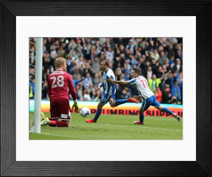 Framed Print : A Tight Championship Clash: Brighton and Hove Albion vs. Wigan Athletic (17APR17) Framed Print : A Tight Championship Clash: Brighton and Hove Albion vs. Wigan Athletic (17APR17)
