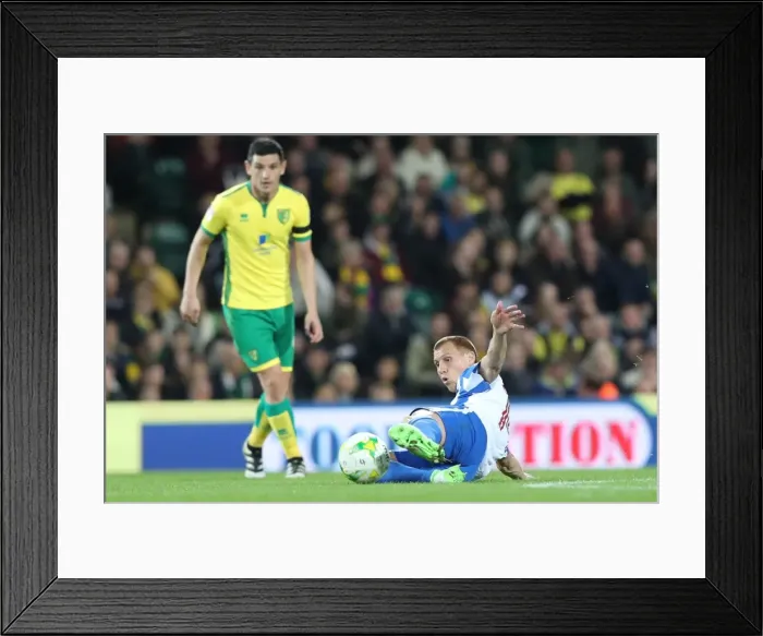 Framed Print : Championship Clash: Norwich City vs. Brighton & Hove Albion at Carrow Road (21APR17) Framed Print : Championship Clash: Norwich City vs. Brighton & Hove Albion at Carrow Road (21APR17)