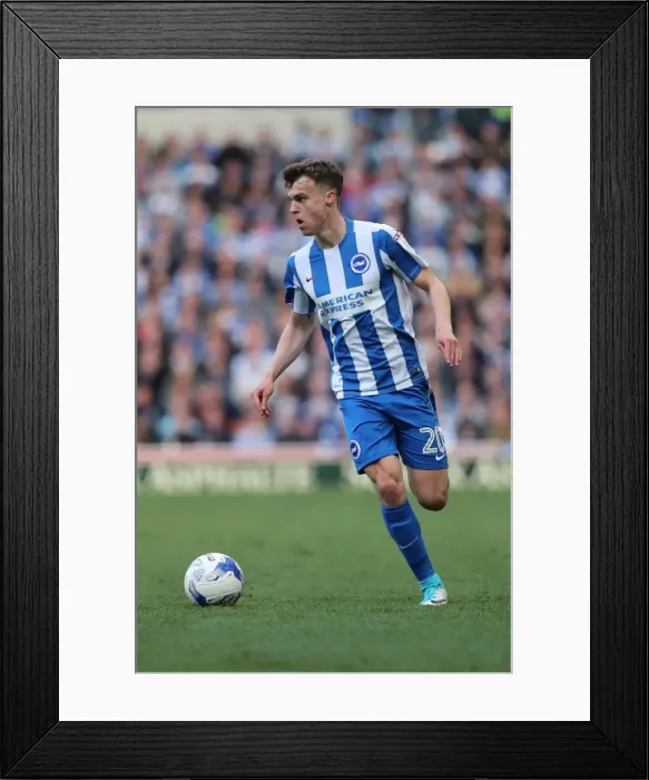 Framed Print : Intense Championship Showdown: Brighton and Hove Albion vs. Bristol City (29APR17) Framed Print : Intense Championship Showdown: Brighton and Hove Albion vs. Bristol City (29APR17)