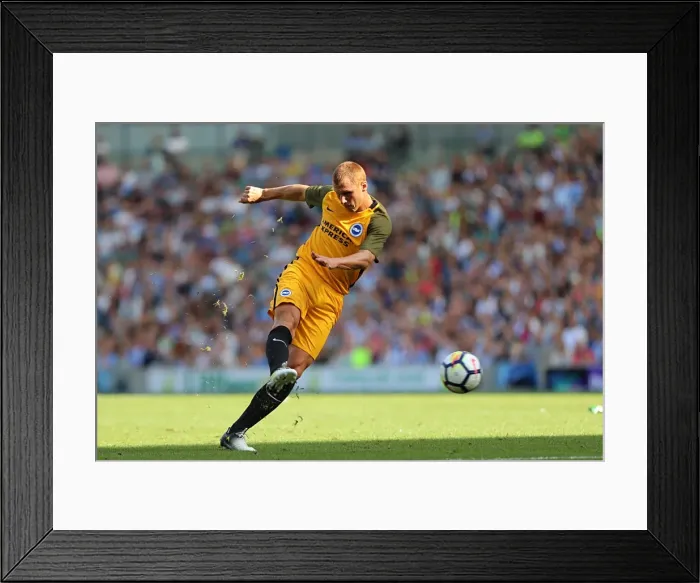 Framed Print : Steve Sidwell in Action: Brighton & Hove Albion vs Atletico de Madrid (06AUG17) Framed Print : Steve Sidwell in Action: Brighton & Hove Albion vs Atletico de Madrid (06AUG17)