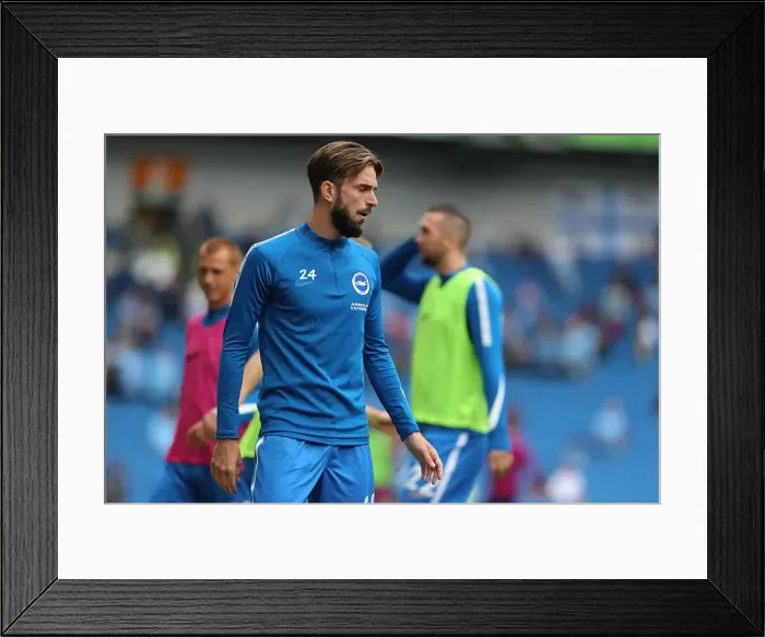 Framed Print : Brighton & Hove Albion's Davy Propper Faces Manchester City in Premier League Clash (12AUG17) Framed Print : Brighton & Hove Albion's Davy Propper Faces Manchester City in Premier League Clash (12AUG17)