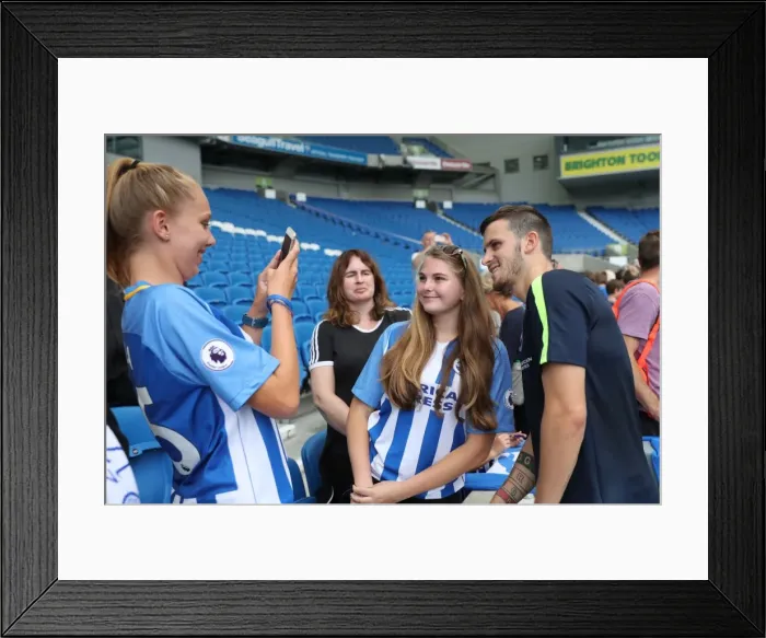 Framed Print : Brighton & Hove Albion FC: Young Seagulls in Training at American Express Community Stadium (15th August 2017) Framed Print : Brighton & Hove Albion FC: Young Seagulls in Training at American Express Community Stadium (15th August 2017)