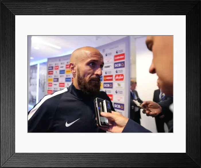 Framed Print : Premier League Showdown: Leicester City vs. Brighton & Hove Albion (19Aug17) Framed Print : Premier League Showdown: Leicester City vs. Brighton & Hove Albion (19Aug17)