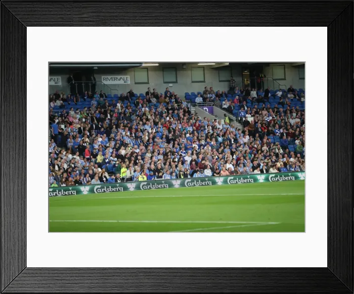 Framed Print : Brighton and Hove Albion vs Barnet: EFL Cup Battle at American Express Community Stadium (22nd August 2017) Framed Print : Brighton and Hove Albion vs Barnet: EFL Cup Battle at American Express Community Stadium (22nd August 2017)