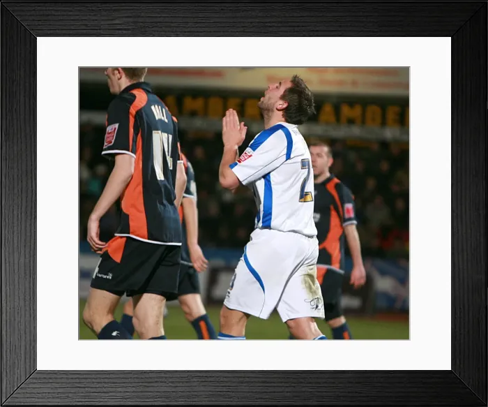 Framed Print : Nostalgic Revisit: Brighton & Hove Albion vs. Luton Town (JPT) - 2008-09 Home Game