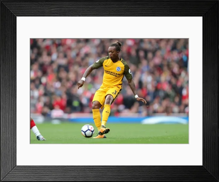 Framed Print : Premier League Showdown: Arsenal vs. Brighton and Hove Albion at Emirates Stadium (1st October 2017) Framed Print : Premier League Showdown: Arsenal vs. Brighton and Hove Albion at Emirates Stadium (1st October 2017)
