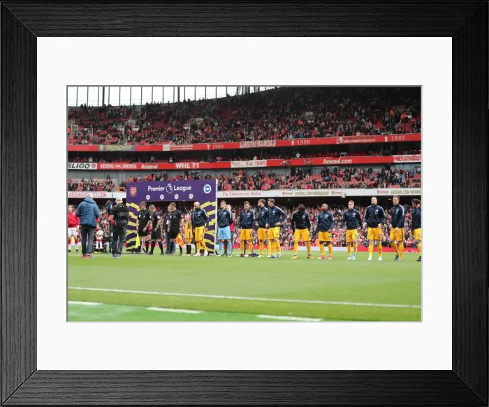 Framed Print : Premier League Showdown: Arsenal vs. Brighton and Hove Albion at Emirates Stadium (1st October 2017) Framed Print : Premier League Showdown: Arsenal vs. Brighton and Hove Albion at Emirates Stadium (1st October 2017)