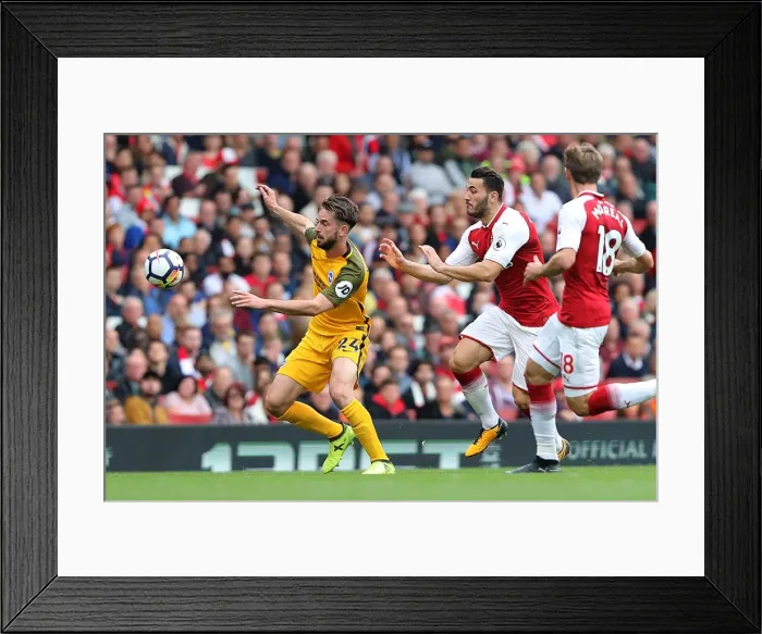 Framed Print : Davy Propper of Brighton and Hove Albion in Action Against Arsenal, Premier League (1st October 2017) Framed Print : Davy Propper of Brighton and Hove Albion in Action Against Arsenal, Premier League (1st October 2017)