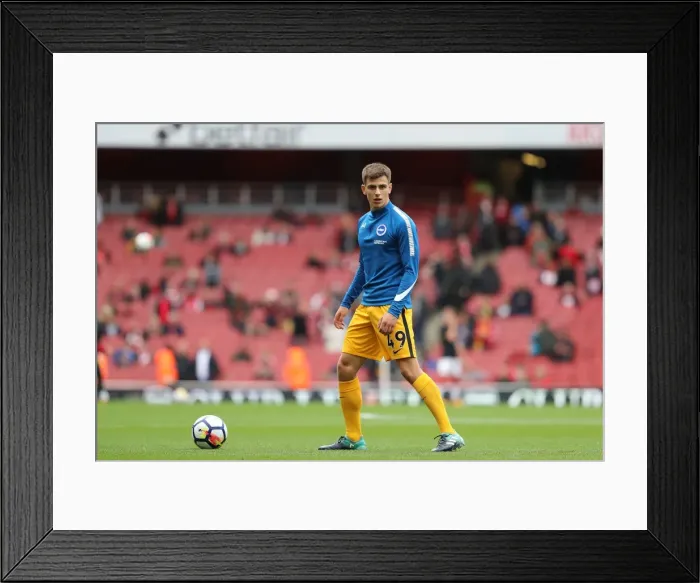 Framed Print : Jayson Molumby in Action: Premier League Showdown between Arsenal and Brighton and Hove Albion (1st October 2017) Framed Print : Jayson Molumby in Action: Premier League Showdown between Arsenal and Brighton and Hove Albion (1st October 2017)