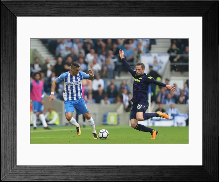 Framed Print : Brighton & Hove Albion vs. Everton: Knockaert vs. Sigurdsson Clash in Premier League Showdown (15OCT17) Framed Print : Brighton & Hove Albion vs. Everton: Knockaert vs. Sigurdsson Clash in Premier League Showdown (15OCT17)
