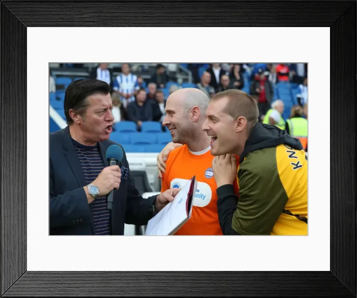 Framed Print : Brighton and Hove Albion vs. Everton: Premier League Showdown at American Express Community Stadium (15OCT17) Framed Print : Brighton and Hove Albion vs. Everton: Premier League Showdown at American Express Community Stadium (15OCT17)
