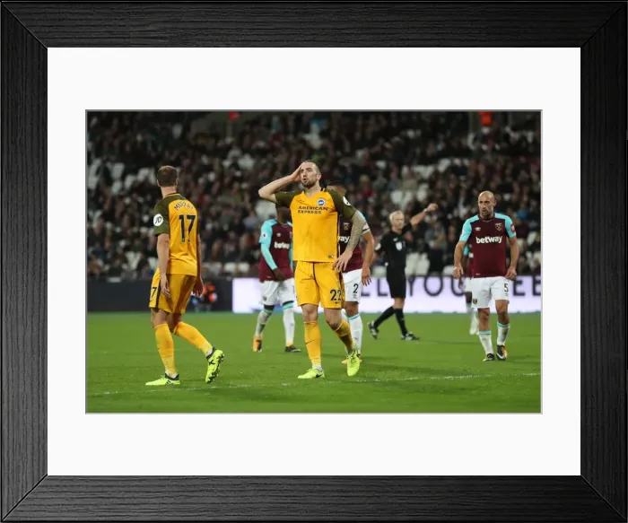 Framed Print : Premier League Showdown: West Ham United vs. Brighton and Hove Albion (20th October 2017)