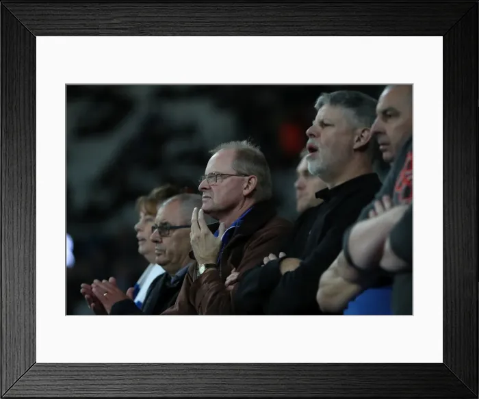 Framed Print : Premier League Showdown: West Ham United vs. Brighton and Hove Albion (20th October 2017, London Stadium) Framed Print : Premier League Showdown: West Ham United vs. Brighton and Hove Albion (20th October 2017, London Stadium)