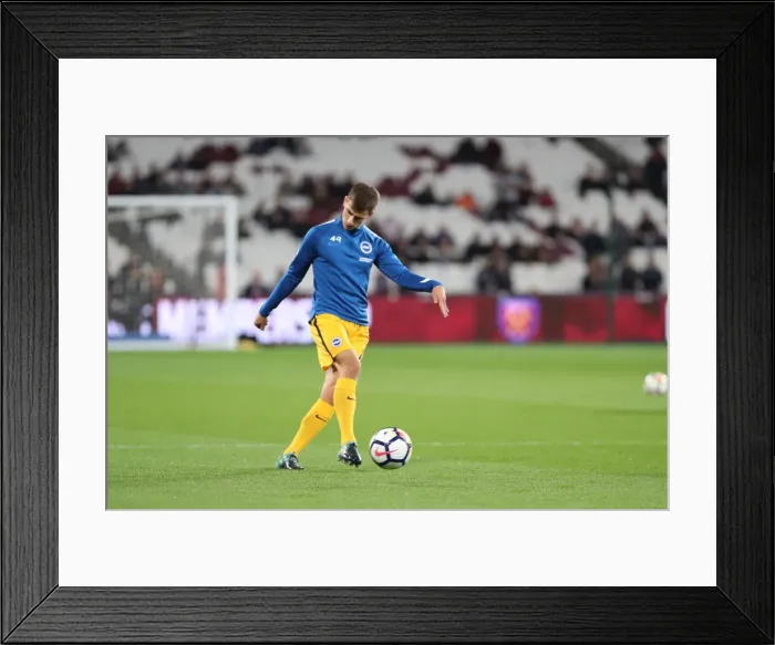 Framed Print : Jayson Molumby of Brighton and Hove Albion Preparing for Premier League Clash against West Ham United (20OCT17) Framed Print : Jayson Molumby of Brighton and Hove Albion Preparing for Premier League Clash against West Ham United (20OCT17)